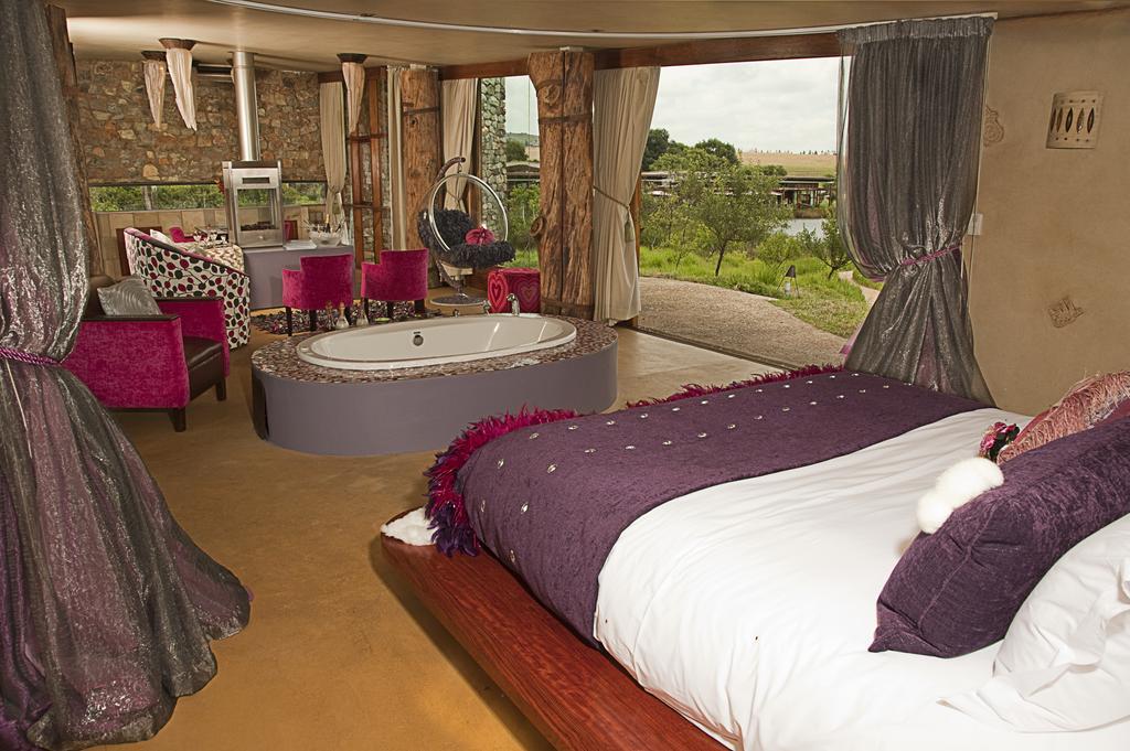 Forum Homini Boutique Hotel Krugersdorp Room photo